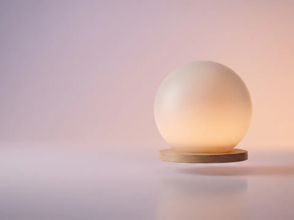 Clean product film: One product floating on a dawn gradient